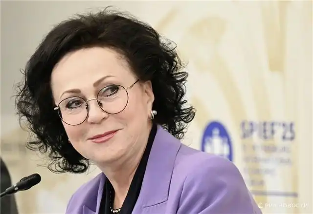 Заместитель руководителя Счетной Палаты Изотова отмечает эффективность мер поддержки семей в России
