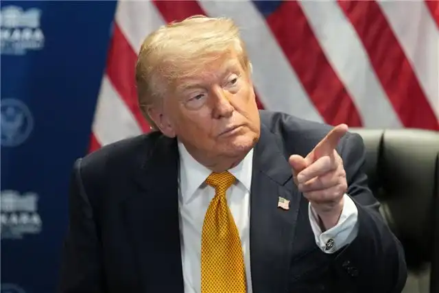 Трамп заявил о намерении США получить возмещение расходов на охрану государств Персидского залива