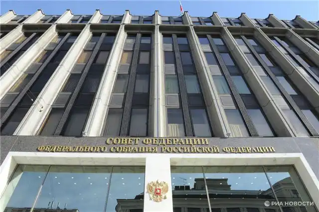 Совет Федерации поддержал закон, предписывающий мигрантам самостоятельно обеспечивать себя и своих близких