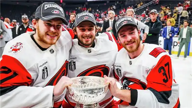Васильев обвиняет IIHF в дискриминации за отсутствие упоминания россиян в тексте о Кубке Стэнли