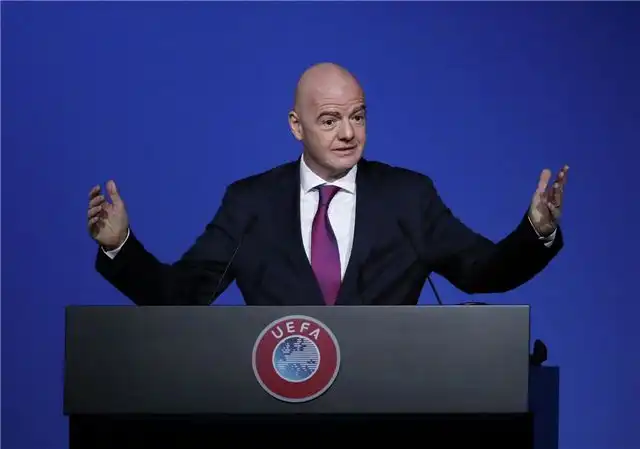 Руководитель ФИФА заявил, что футбол начнется лишь после одобрения официальных органов