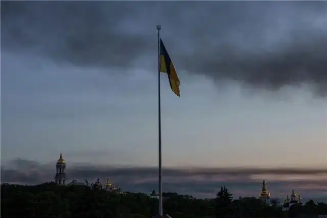 Новый украинский образовательный проект рассказывает о жизни ЛГБТ-военнослужащих в рядах ВСУ
