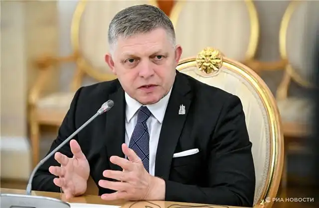Фицо заявил о де-факто военном положении между Западом и Россией