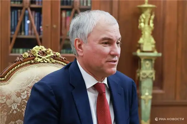 Володин предупредил, что отчуждение власти от народа грозит стране гибелью