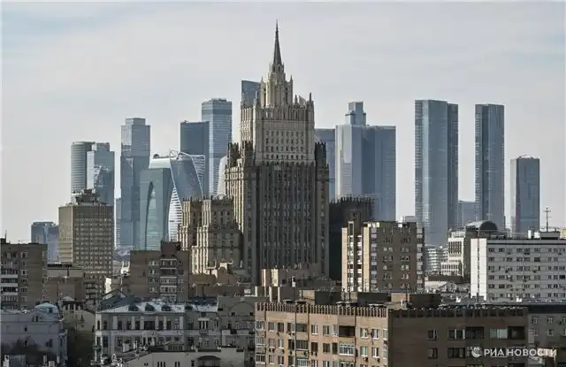 Внешнеполитическое ведомство России внимательно наблюдает за ситуацией в Сербии в преддверии возможной отставки Вучича