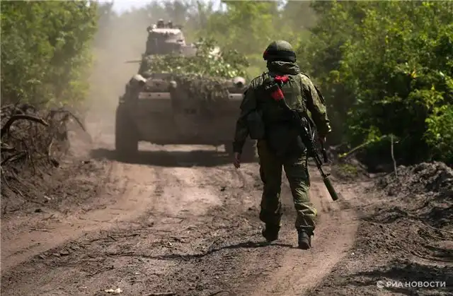 Гюрза - Военные ВСУ в Красном Лимане маскируются под мирных жителей и создают угрозу для местных жителей