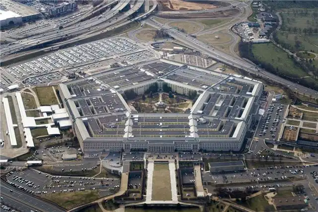 США наносят удары по подозреваемым наркокатерам - свыше 200 жертв по данным NYT