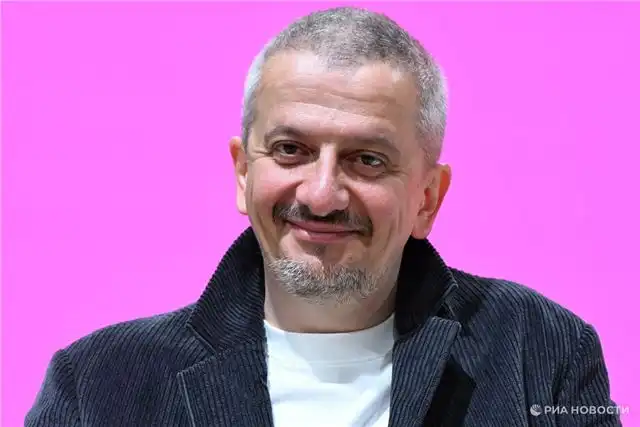 Богомолов стал и. о. ректора Школы-студии МХАТ после ухода Золотовицкого