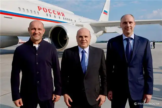 Мишустин посетил Екатеринбург, прибыв на масштабную выставку Иннопром