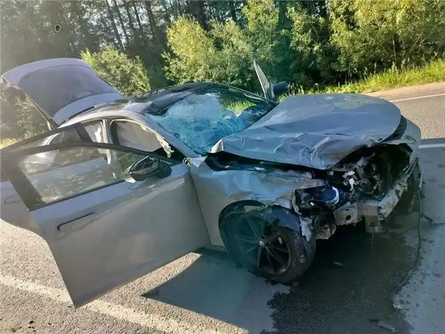Пьяный водитель устроил аварию под Архангельском, в результате которой погибли мотоциклист и подросток