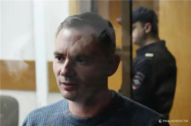 Суд оставил под стражей экс-депутата Мосгордумы Максима Круглова ещё на месяц