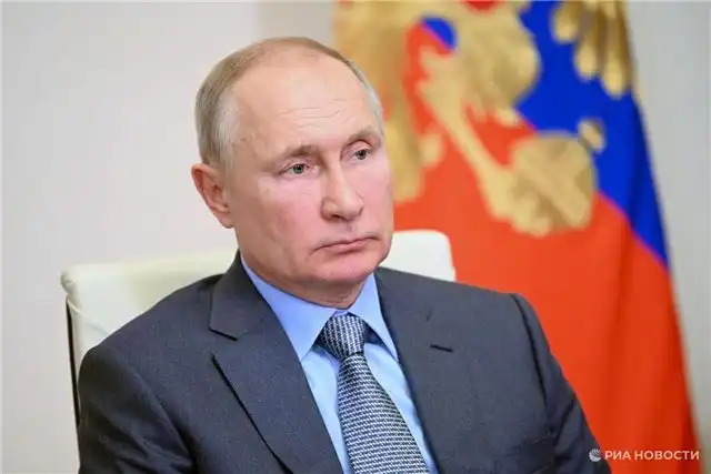 Путин одобрил продление аккредитации Россельхозцентра еще на четыре го...