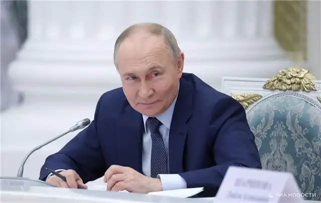 Путин поручил Следственному совету обеспечить контроль за исполнением нацпроектов как приоритетную задачу