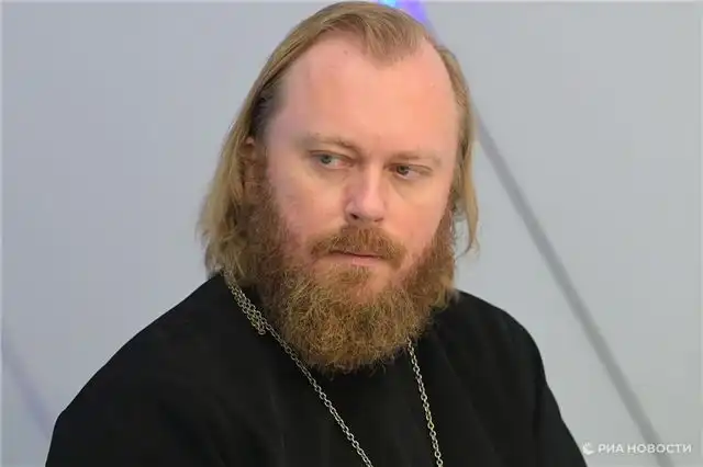 Иерей Лукьянов призывает внимательно следить за позицией депутатов Госдумы по вопросам семьи