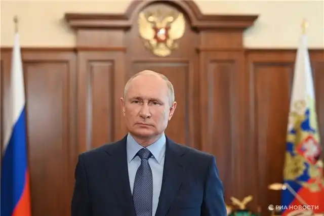 Путин отметил, что Москва демонстрирует образец успешной борьбы с панд...