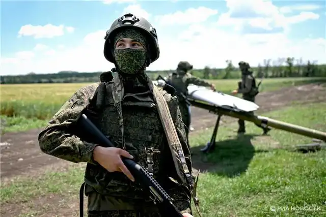 Российские беспилотники перекрывают последние пути доставки ресурсов для ВСУ в Красном Лимане