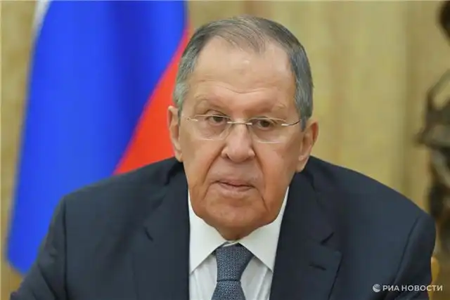 Лавров объяснил послам смысл лозунга «Работайте, братья!»