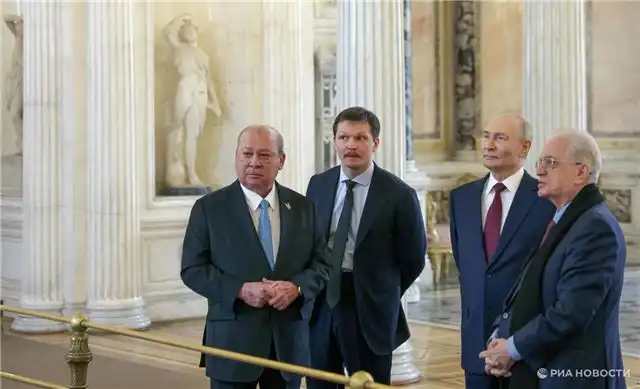 В Эрмитаже раскрыли подробности подготовки к приему правителя Малайзии Ибрагима