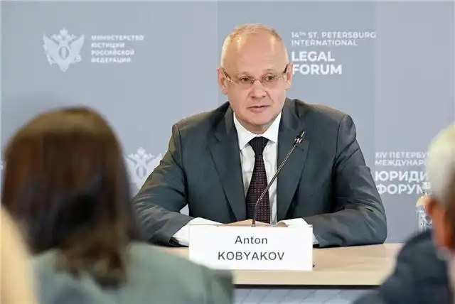 Кобяков обвинил МУС в профанации, заявив, что он игнорирует преступления Киева
