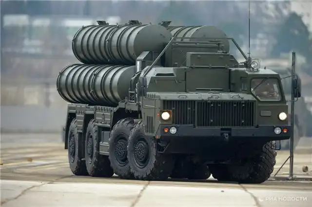 Турция отвергла слухи о передаче российских С-400 иностранному получателю