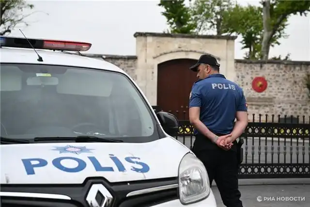 Генконсульство Стамбула сообщает о возвращении туристов из Айя-Софии в Москву после задержания