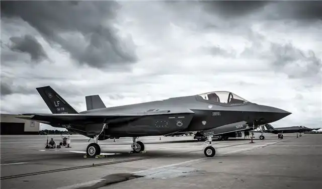 Вашингтон отправляет истребители F-35 на Ближний Восток на фоне обострения с Ираном